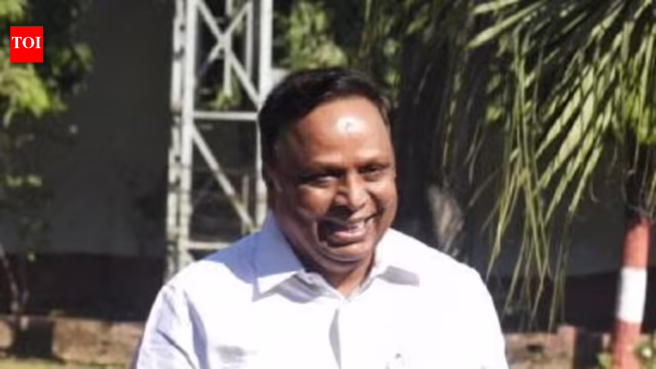 Maharashtra government to set up panel to recommend reforms to regulate employee transfers and improve transparency, says Shelar | Mumbai News