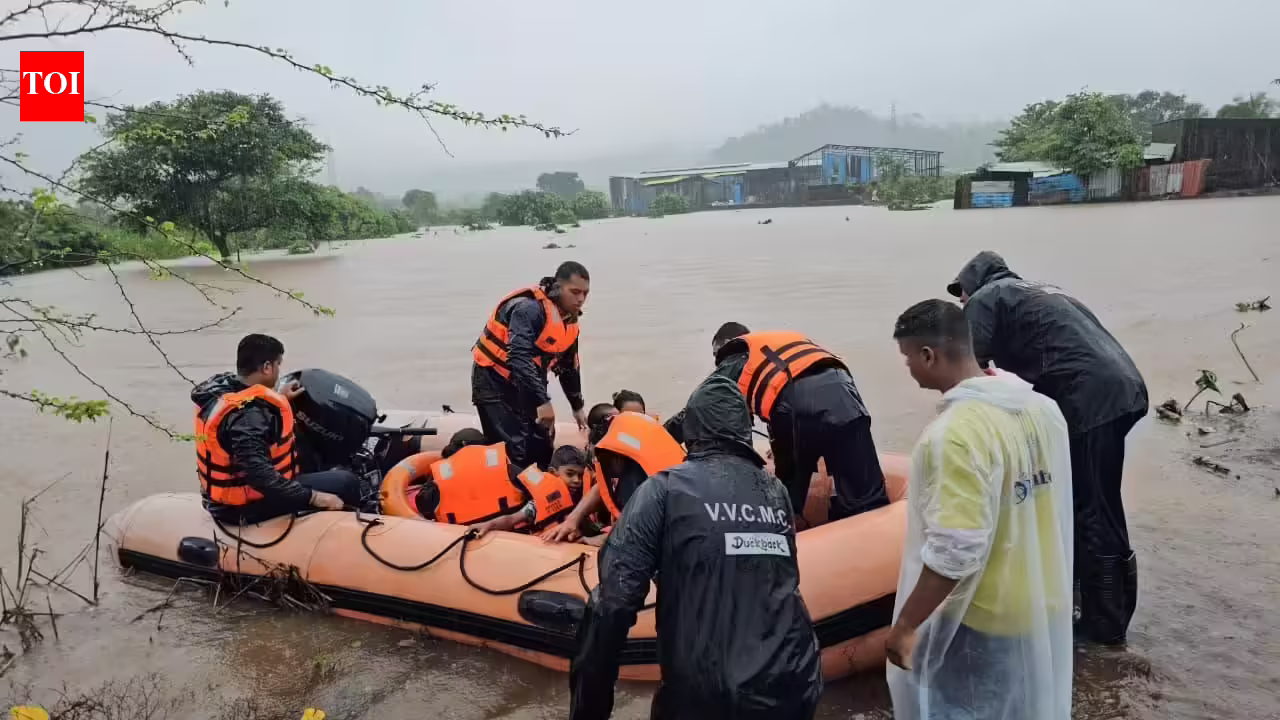 Over 100 rescued from flood-hit villages in Vasai; NDRF joins relief operations | Mumbai News