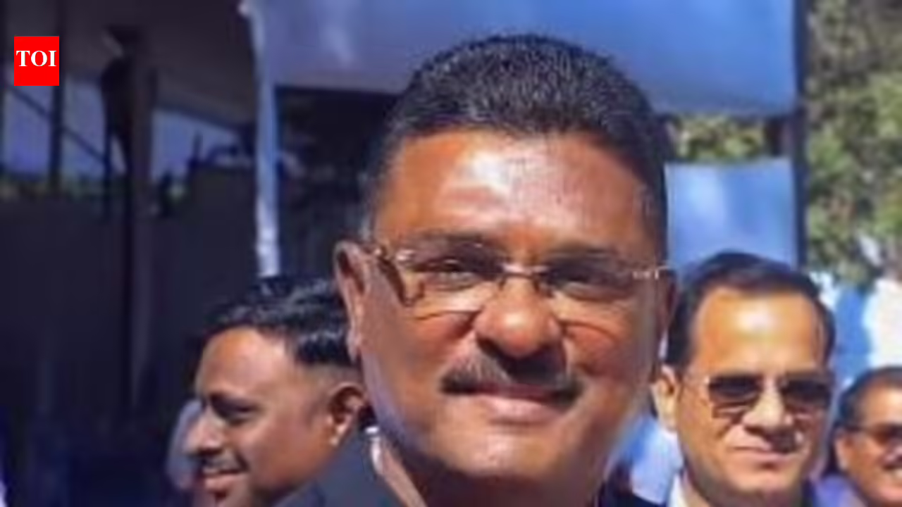 Maharashtra transport minister admits to racket in RTO, orders SIT probe | Mumbai News