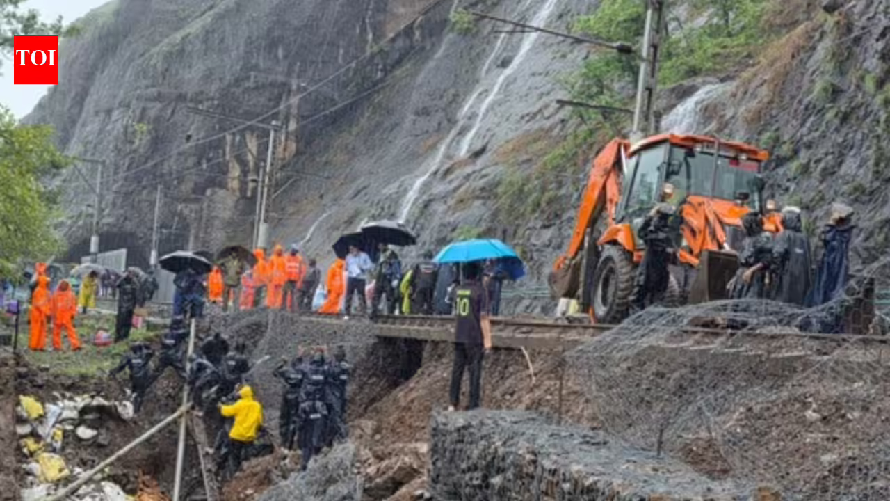 Mumbai–Pune rail traffic resumes on single line after 44-hour disruption due to heavy rain | Mumbai News