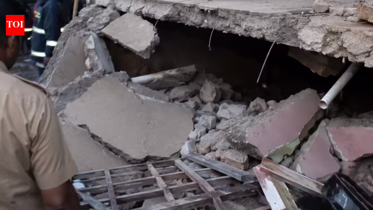 Woman injured in chawl slab collapse in Mumbai, cause being probed | Mumbai News