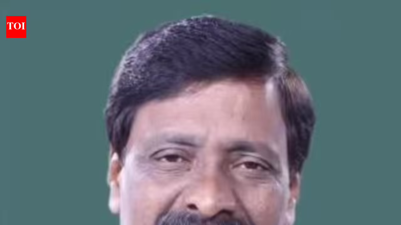 Cruelty case by daughter-in-law: No shield from arrest for ex-UBT MP & kin | Mumbai News