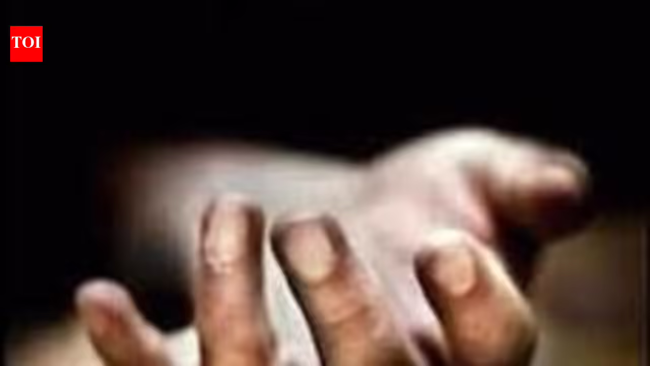 Body of man swept away in floodwaters in Maharashtra found after 12 days | Mumbai News