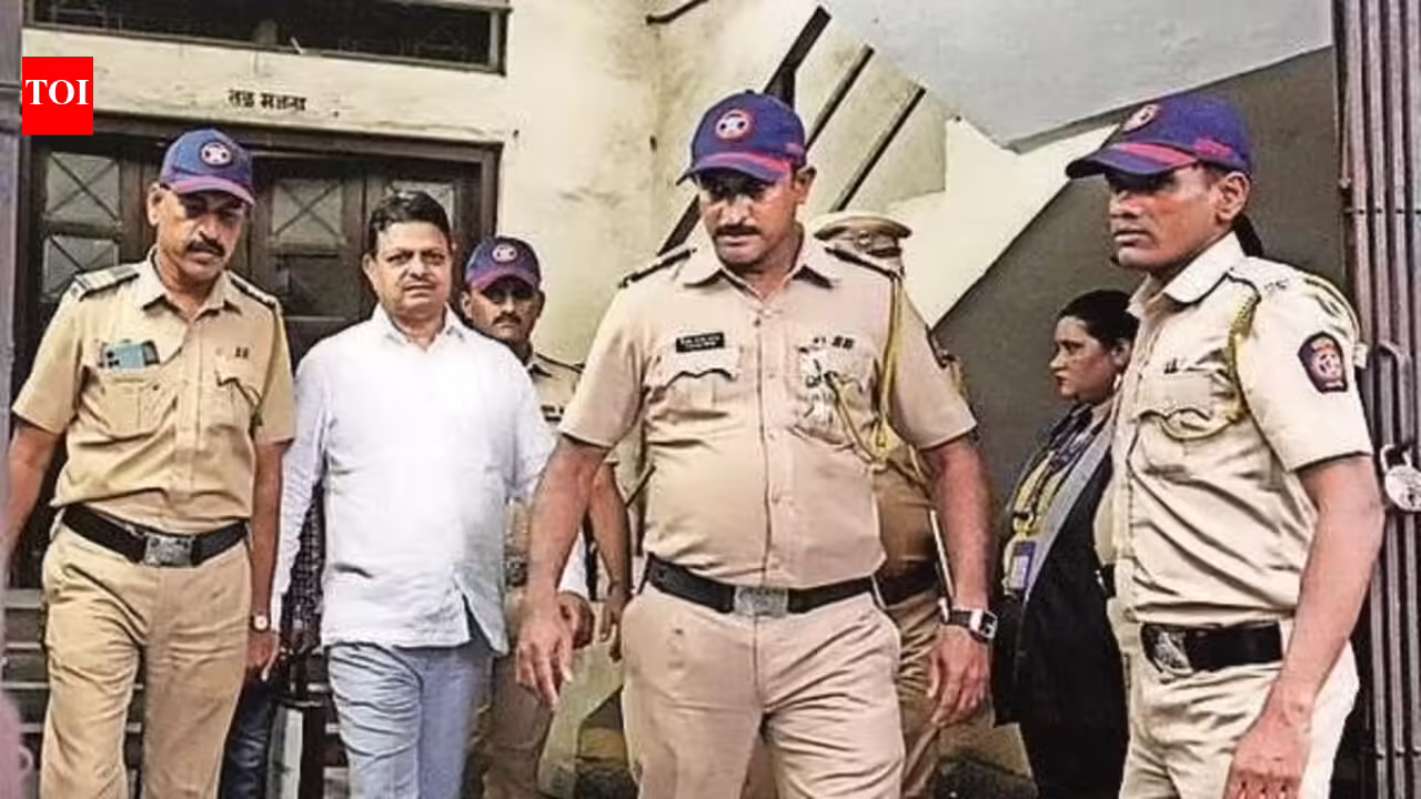 Attack on doctors: After Bombay HC stays bail, Sena corporator surrenders; patient’s mom held | Mumbai News
