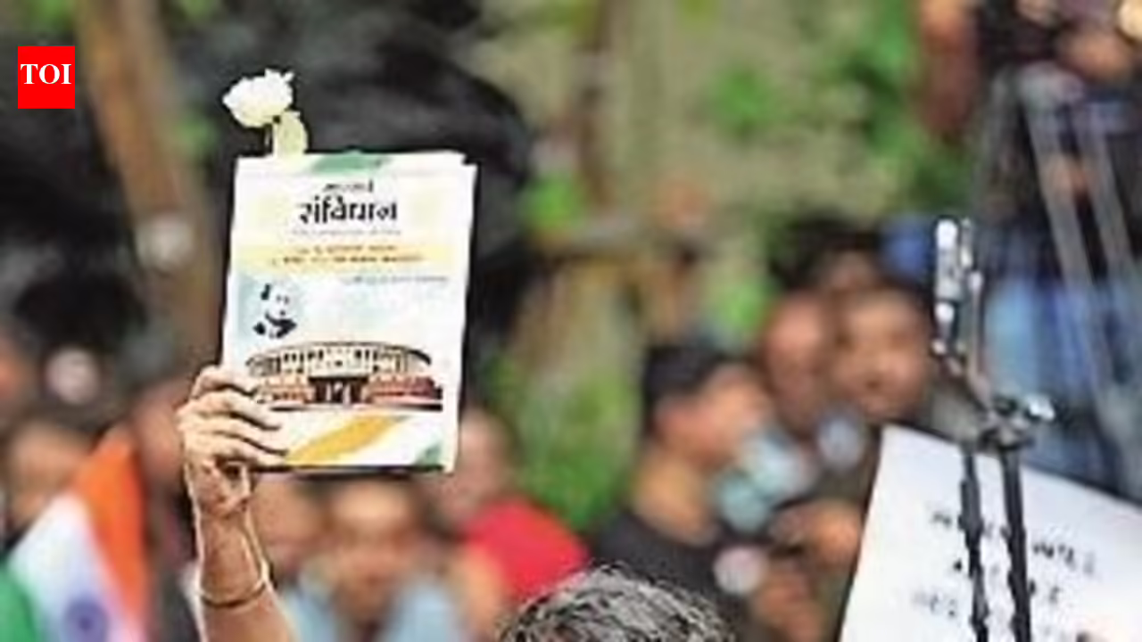 Offers of free legal, med aid online give Mumbai protesters relief | Mumbai News