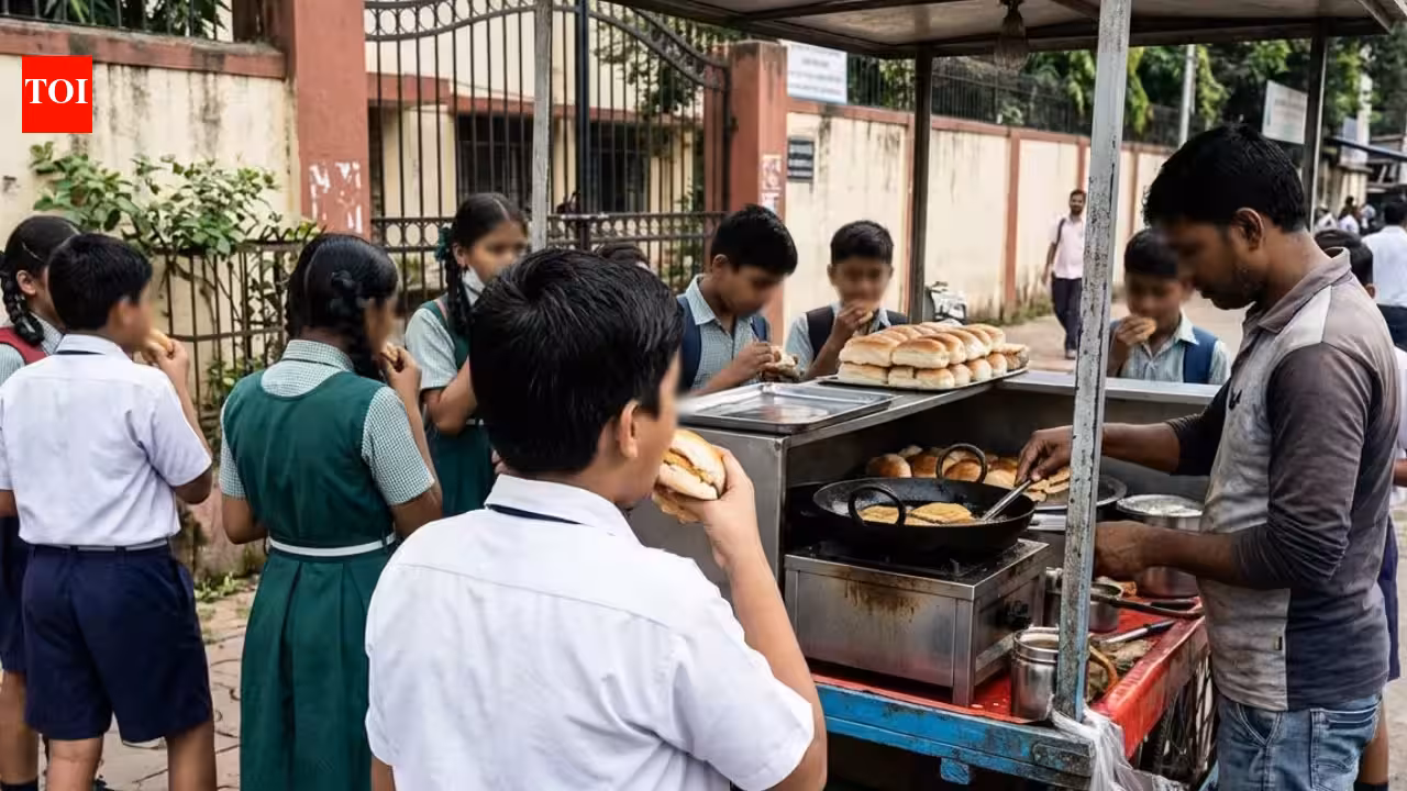 No vada pav near Mumbai schools? FDA bans junk food sales within 50 metres | Mumbai News