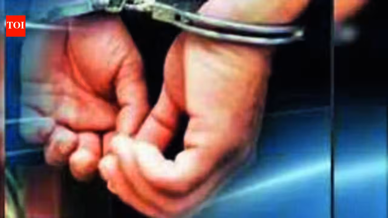 Mumbai Police Arrest Uttar Pradesh Gang Leader Wanted in Multiple Cases | Mumbai News