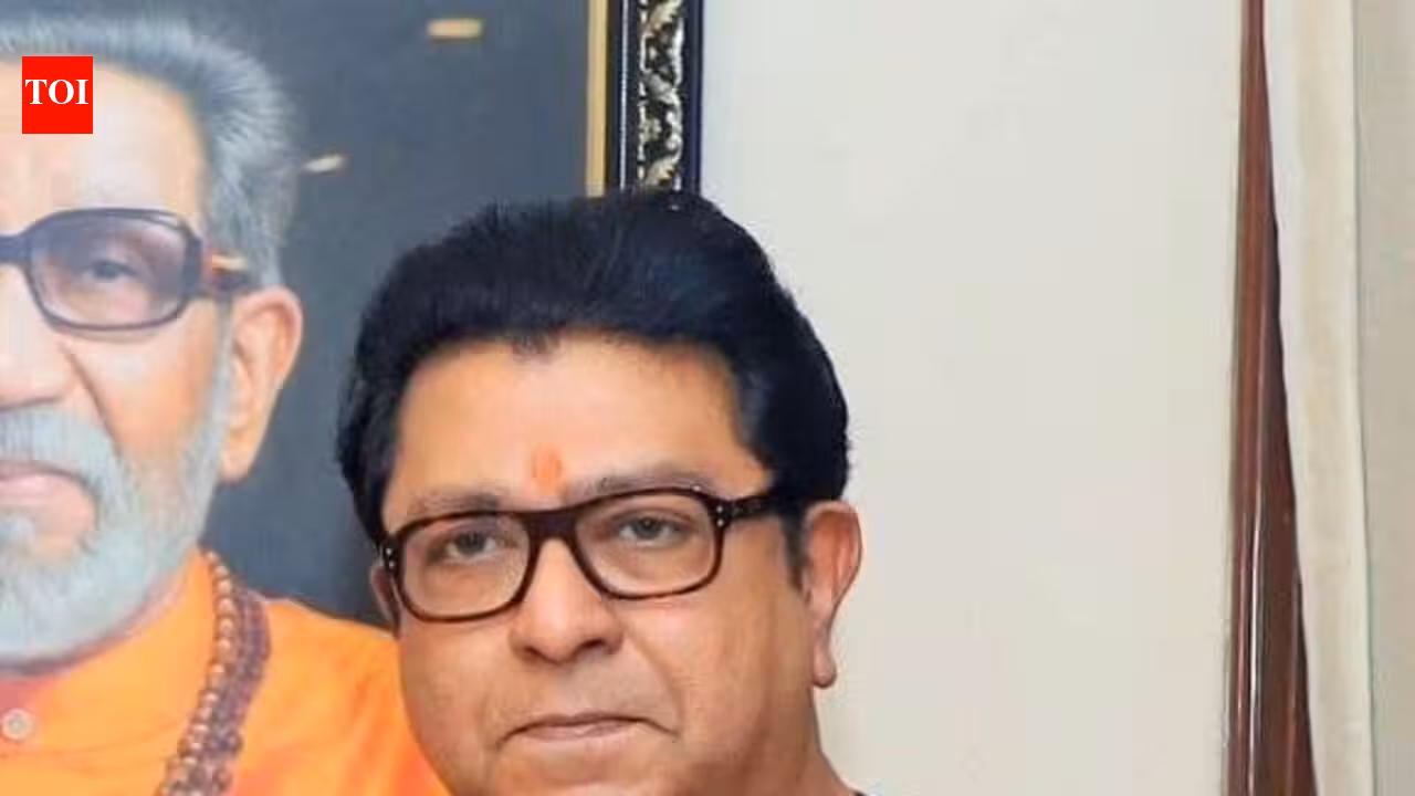 Rs 18cr donation theft at Siddhivinayak every year: Raj Thackeray | Mumbai News