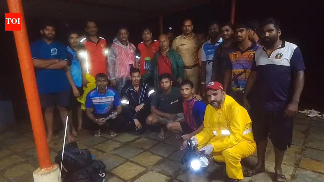 Trekker from Maharashtra slips and falls to his death at Khopoli waterfall | Mumbai News