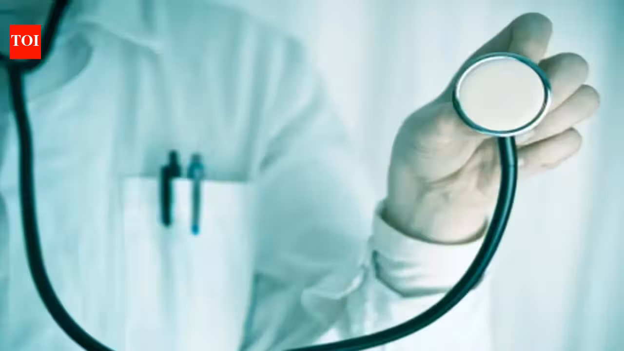 Assaulted KDMC doctors refuse to return to work, despite Bombay high court intervention | Mumbai News