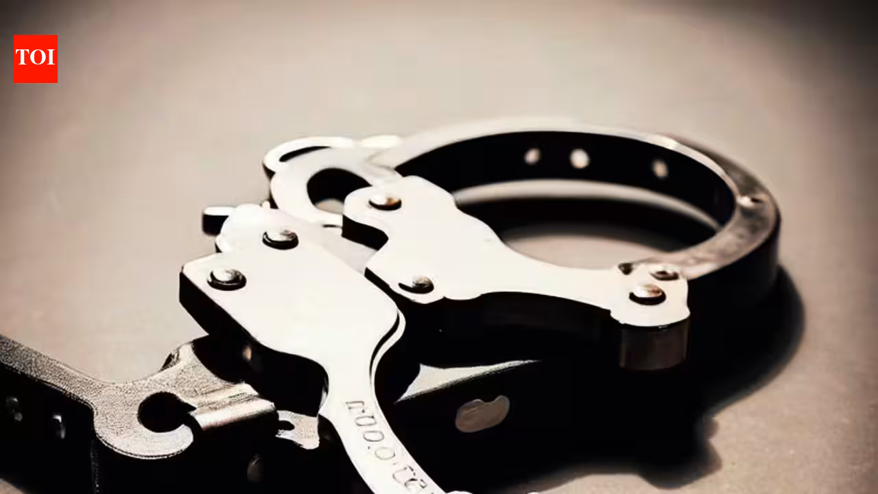Filmmaker Shakeel Noorani held for rape, blackmail of aspiring actress | Mumbai News