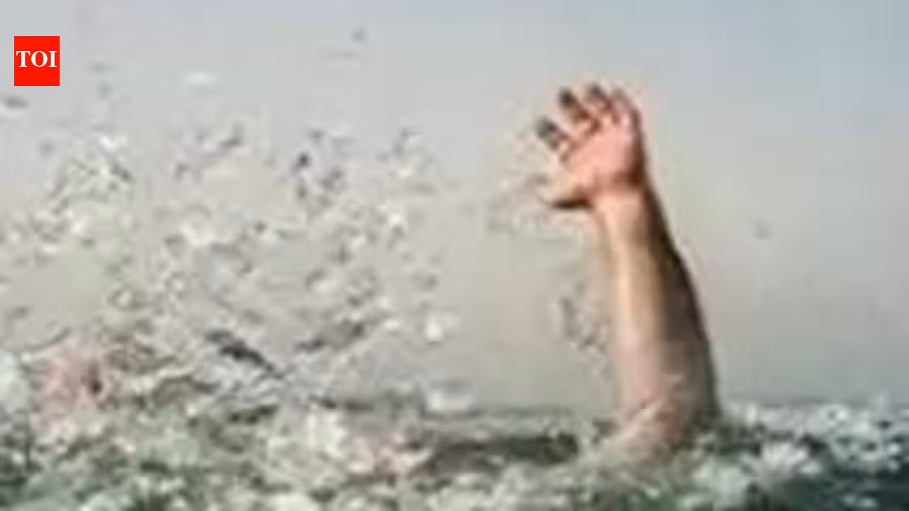 In Navi Mumbai, youth swims 150 metres across river to rescue cognitively impaired youth